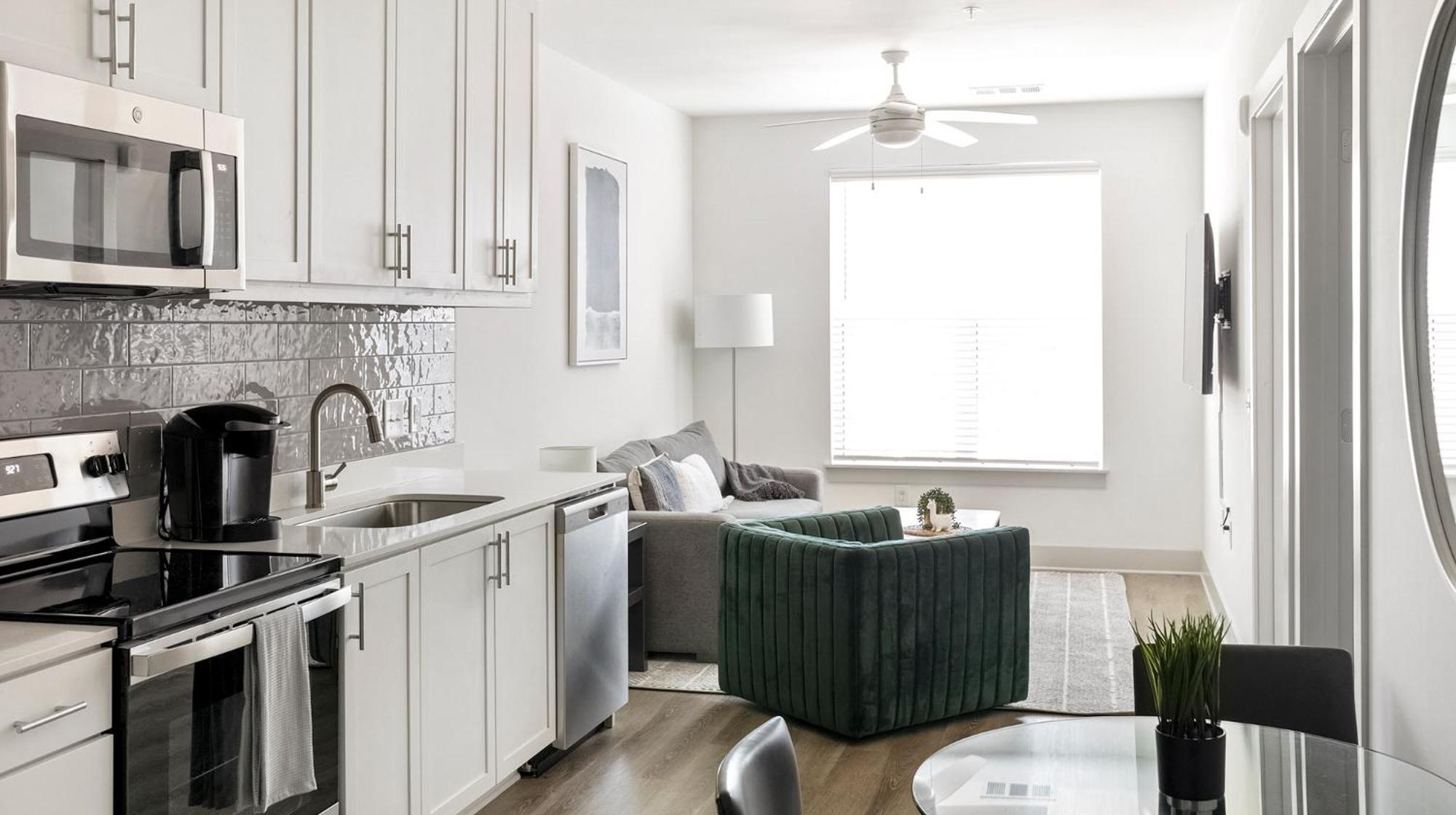 Gallery Apartments By Barsala ฮันต์สวิลล์ ภายนอก รูปภาพ